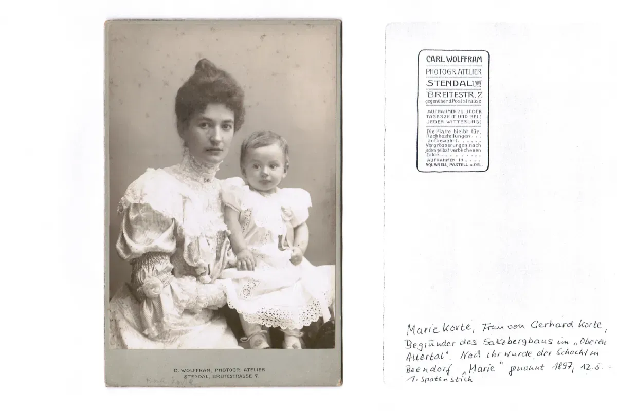 Porträt von Marie Korte mit Kind